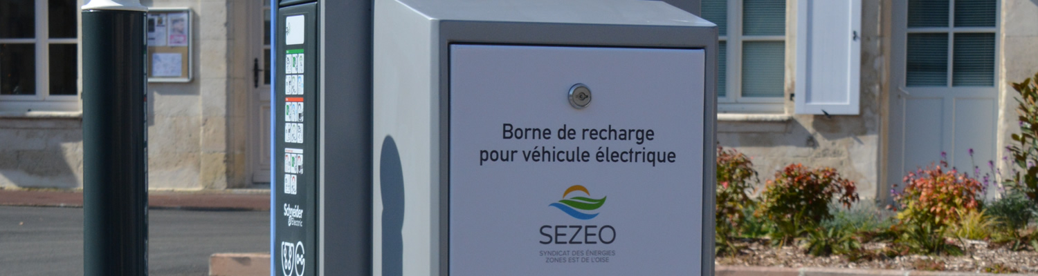 Borne de recharge pour véhicule électrique